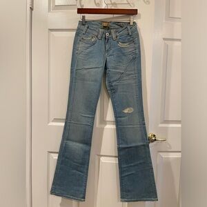 NWT Yanuk low rise semi boot cut jeans